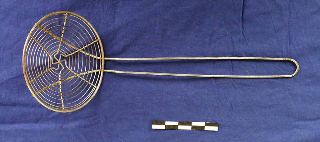 Écumoire à friture. Photo Jean-Pierre Cosnier