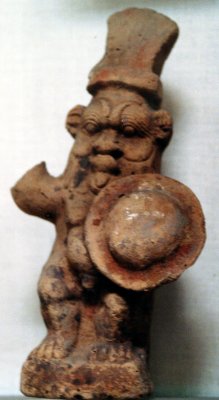 Figurine en terre cuite. Musée du Caire. Photo M. Heilig