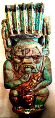 Figurine en terre cuite. Musée du Caire. Photo M. Heilig