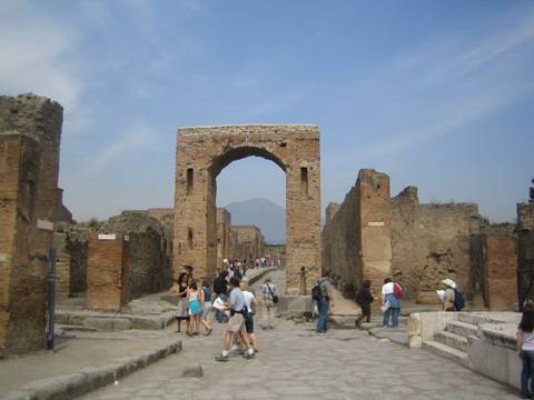 La porte de Mercure.