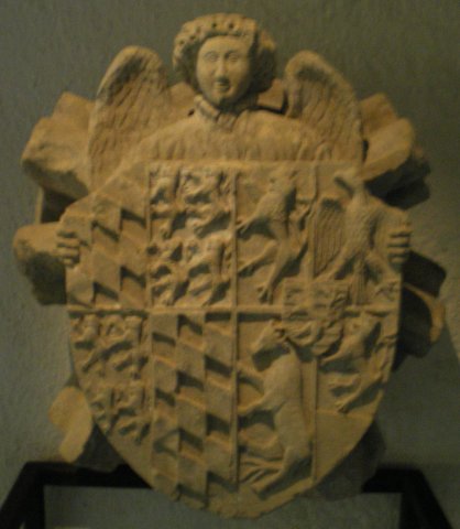 Clef de voûte de la chapelle des Augustins.