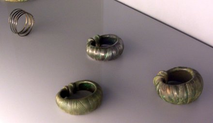 Bracelets de bronze. Hallstatt Final.