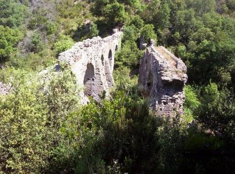 Les arches Sénéquier de l'aqueduc de Fréjus.