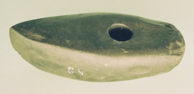 Hache. Pierre polie. Néolithique ancien-moyen. Sarrebourg.