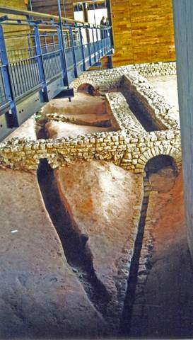Canalisations des latrines des thermes de Bliesbruck.