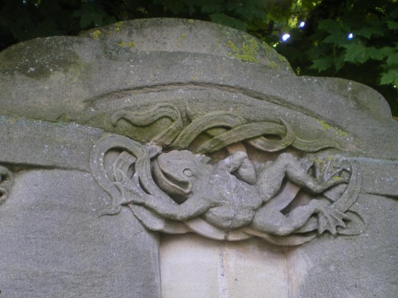 Fontaine du Jardin Boufflers. Grenouille. Photo Marc Heilig