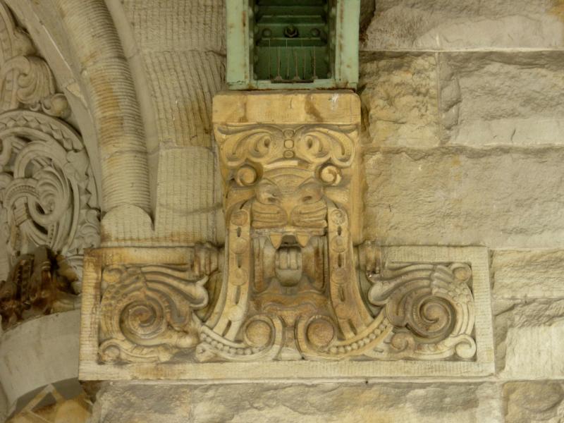 Départs. Console de l'auvent en muffle de lion. Photo Marc Heilig